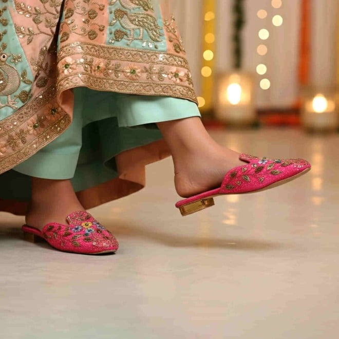 Mochi Women Pink Ethnic Slip Ons