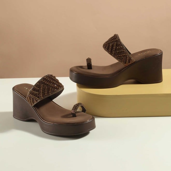 Mochi Women Antic-gold Ethnic Slip Ons