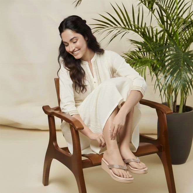 Mochi Women Rose-gold Casual Slip Ons (SKU: 35-2435-52-38)