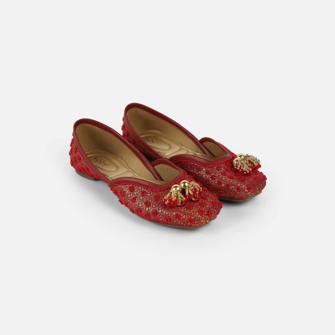 Mochi Women Maroon Ethnic Jutis (SKU: 35-2516-44-36)