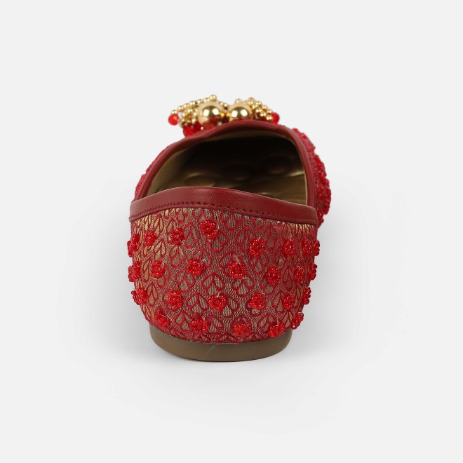 Mochi Women Maroon Ethnic Jutis (SKU: 35-2516-44-36)