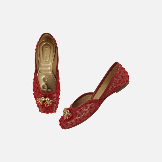 Mochi Women Maroon Ethnic Jutis (SKU: 35-2516-44-36)