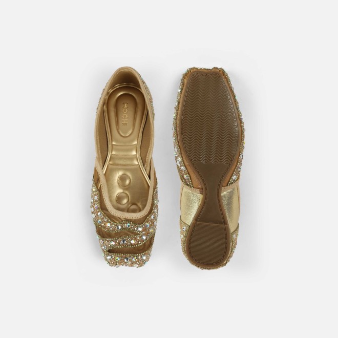 Mochi Women Gold Ethnic Jutis (SKU: 35-2517-15-36)