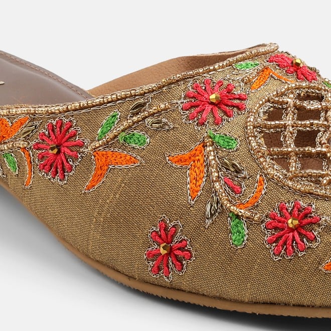 Mochi Women Antic-gold Ethnic Slip Ons (SKU: 35-2625-28-36)