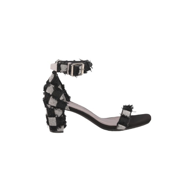 Mochi Women Black Casual Sandals (SKU: 40-243-11-36)