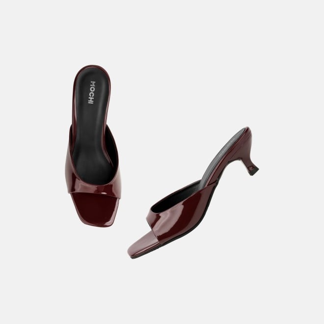 Mochi Women Maroon Casual Slip Ons (SKU: 40-2476-44-36)