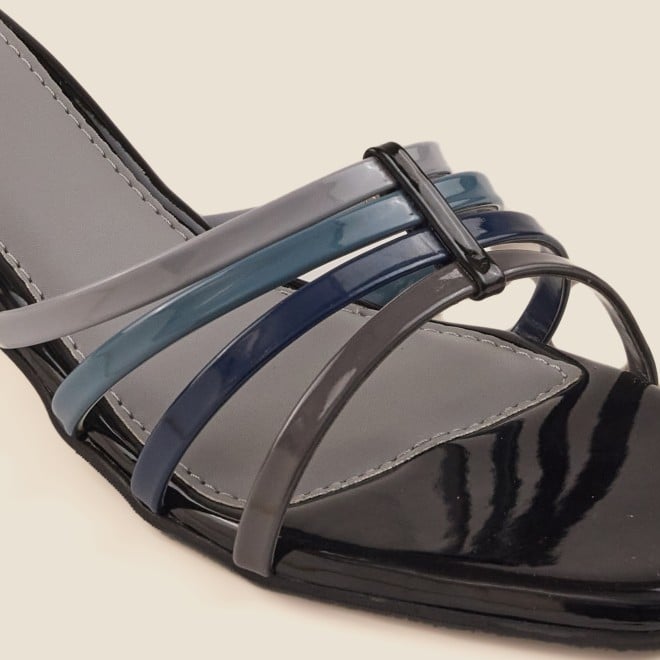 Mochi Women Black Casual Sandals (SKU: 40-2499-11-37)