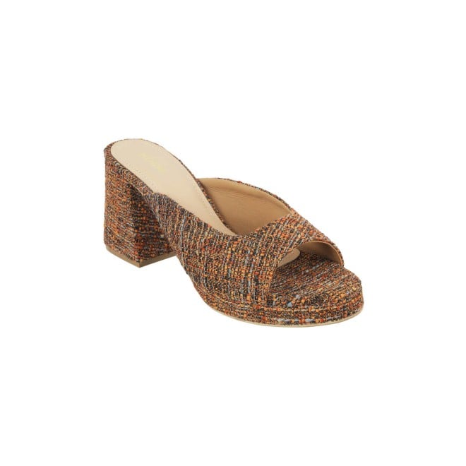 Mochi Women Tan Casual Sandals (SKU: 40-255-23-39)