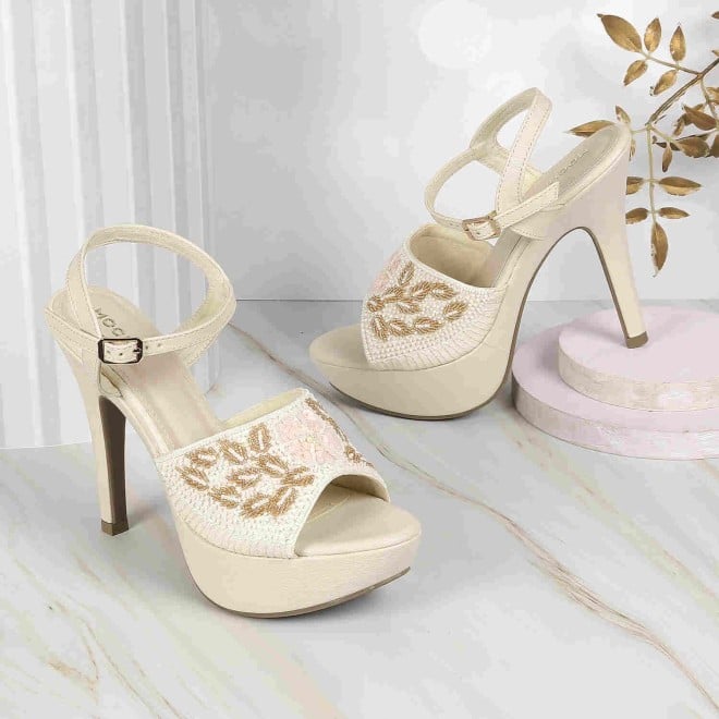 Mochi Women Off-white Formal Sandals