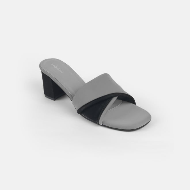 Mochi Women Black Casual Slip Ons (SKU: 40-350-11-36)