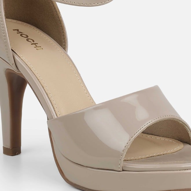 Mochi Women Beige Formal Sandals (SKU: 40-425-20-36)