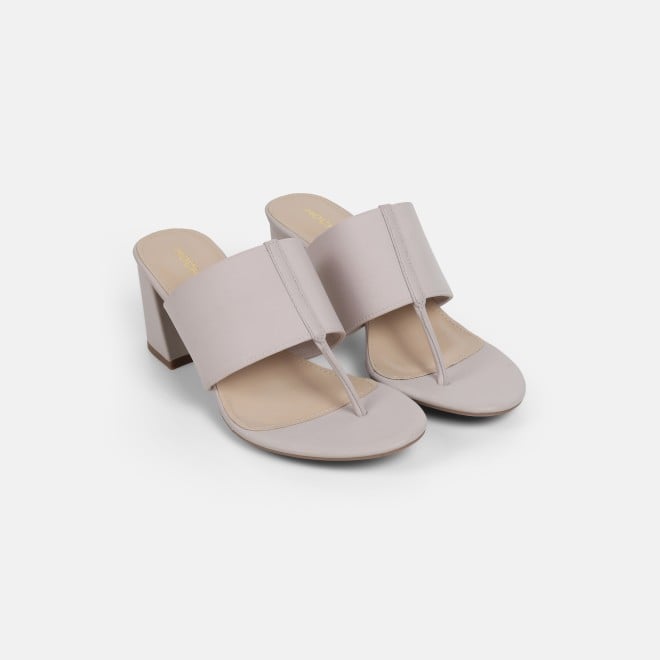 Mochi Women Off-white Casual Slip Ons (SKU: 40-442-66-36)