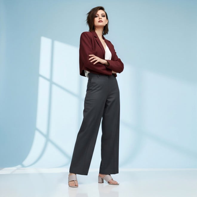 Mochi Women Off-white Casual Slip Ons (SKU: 40-442-66-36)