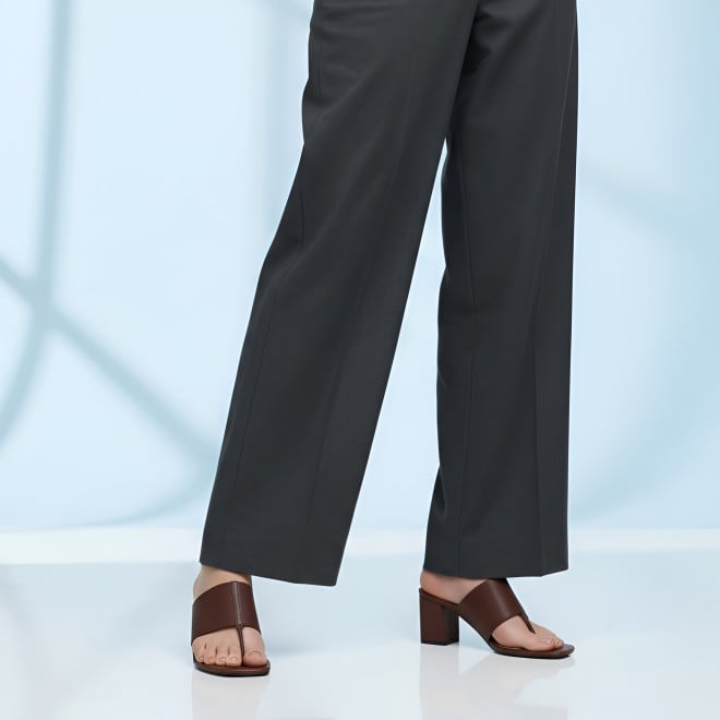 Mochi Women Brown Casual Slip Ons (SKU: 40-442-12-36)