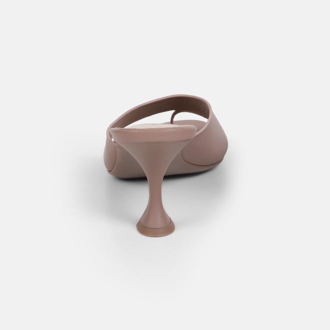 Mochi Women Peach Casual Slip Ons (SKU: 40-446-80-36)