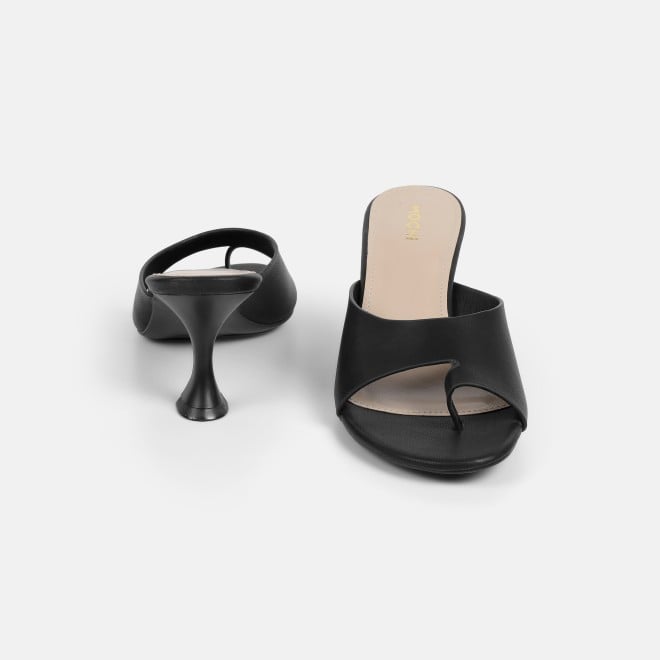 Mochi Women Black Casual Slip Ons (SKU: 40-446-11-36)