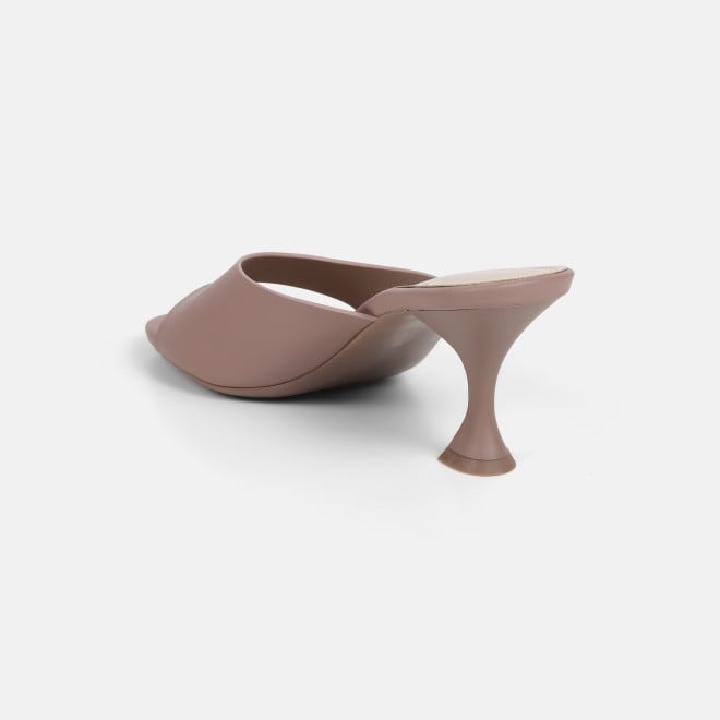 Mochi Women Peach Casual Slip Ons (SKU: 40-446-80-36)