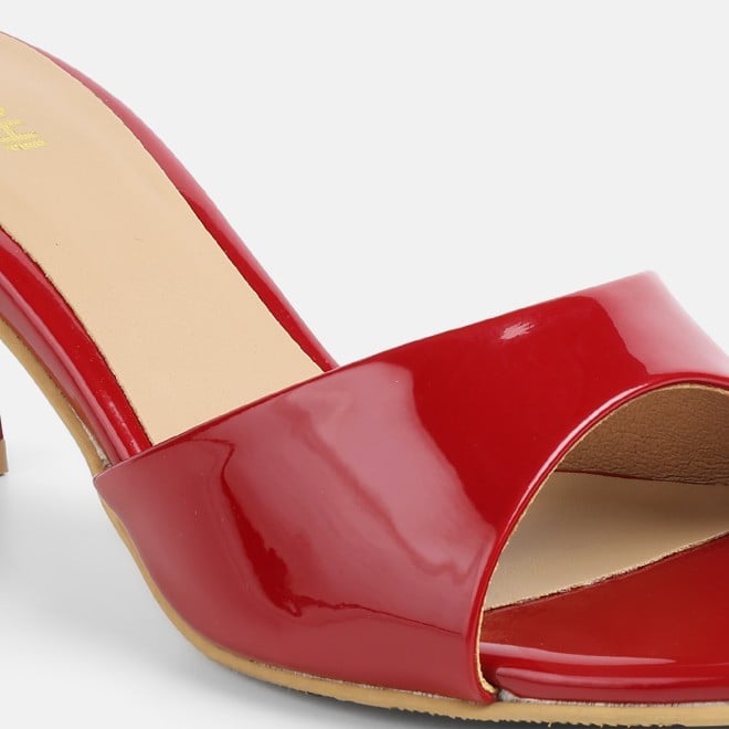 Mochi Women Red Casual Slip Ons (SKU: 40-449-18-37)