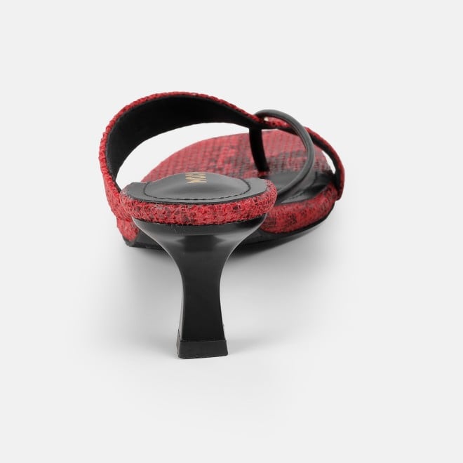 Mochi Women Black Casual Slip Ons (SKU: 40-466-11-36)