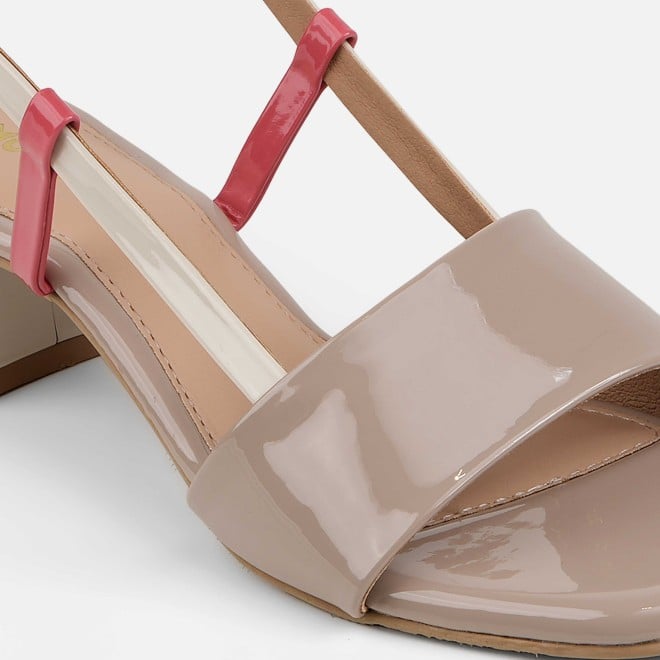 Mochi Women Beige Casual Sandals (SKU: 40-472-20-36)