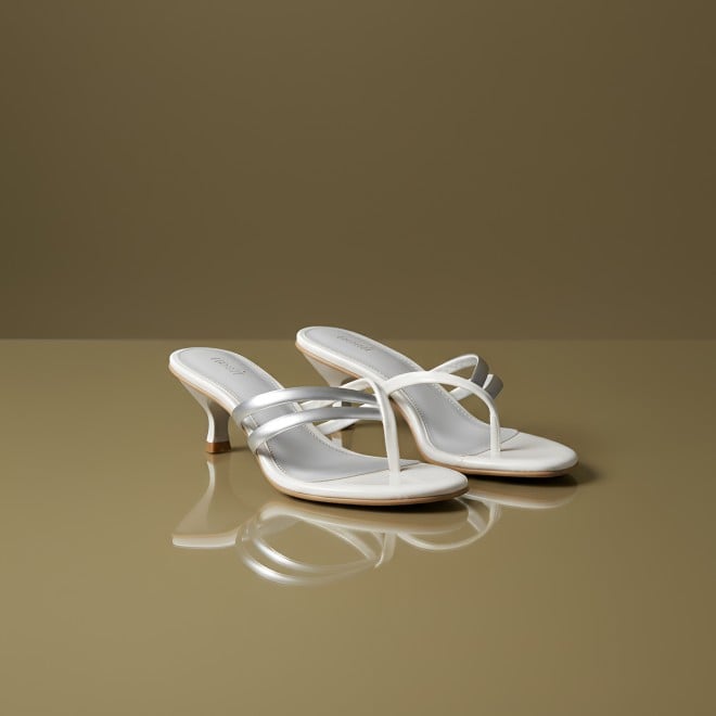 Mochi Women White Casual Slip Ons