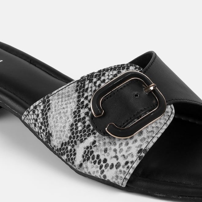 Mochi Women Black Casual Slip Ons (SKU: 40-488-11-36)