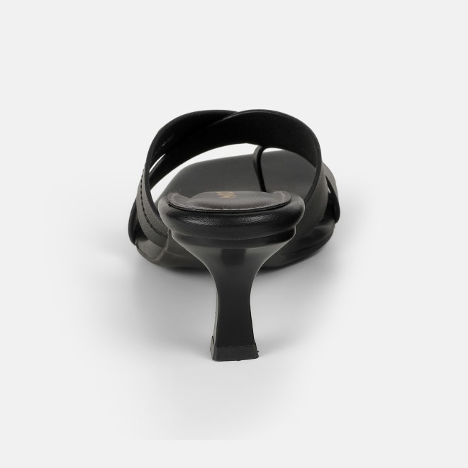 Mochi Women Black Casual Slip Ons (SKU: 40-498-11-36)