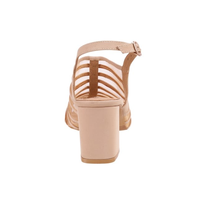 Mochi Women Off-White Casual Sandals (SKU: 40-85-66-36)