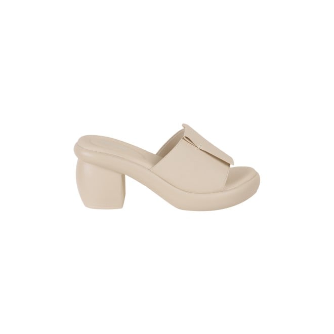 Mochi Women Beige Casual Mules (SKU: 41-160-20-37)