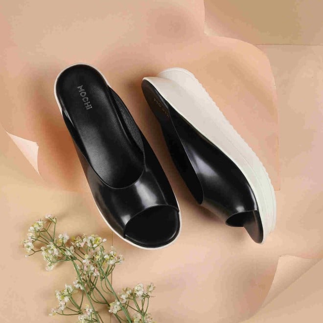 Mochi Women Black Casual Mules