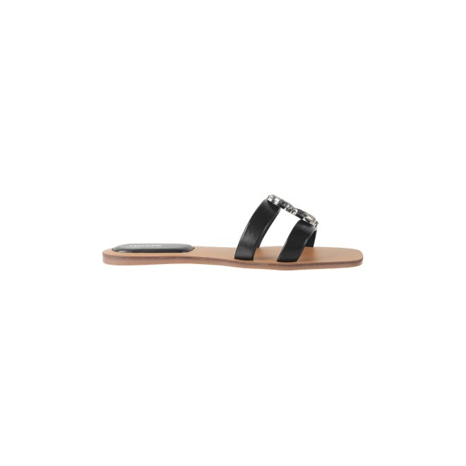Mochi Women Black Casual Slip Ons (SKU: 41-374L-11-42)
