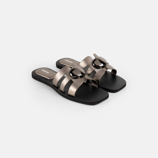 Mochi Women Gun-metal Casual Slippers (SKU: 41-375-29-36)