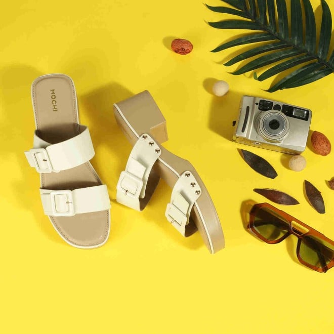 Mochi Women Off-white Casual Slip Ons