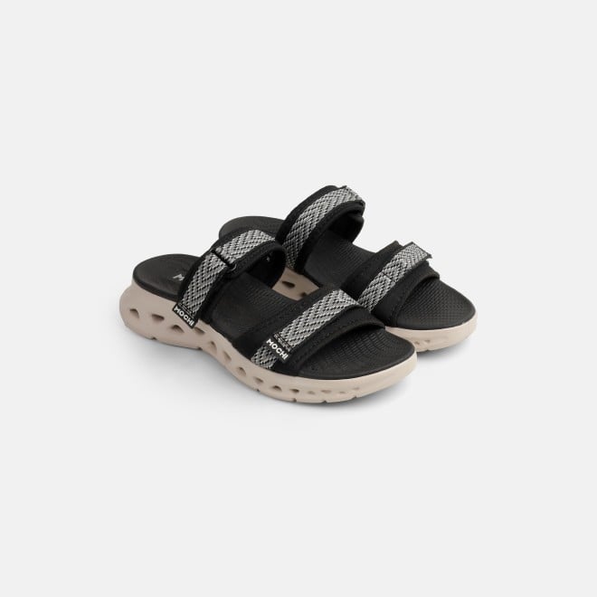 Mochi Women Black Casual Slip Ons (SKU: 41-431-11-36)