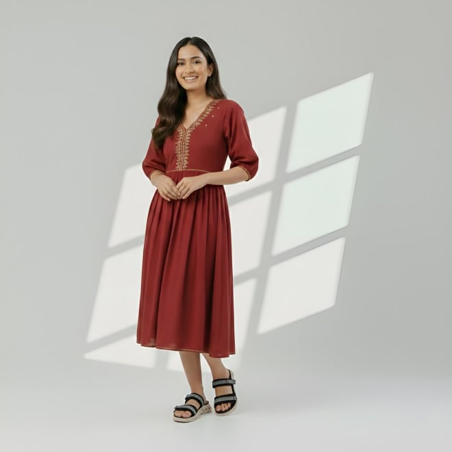 Mochi Women Black Casual Slip Ons (SKU: 41-431-11-36)