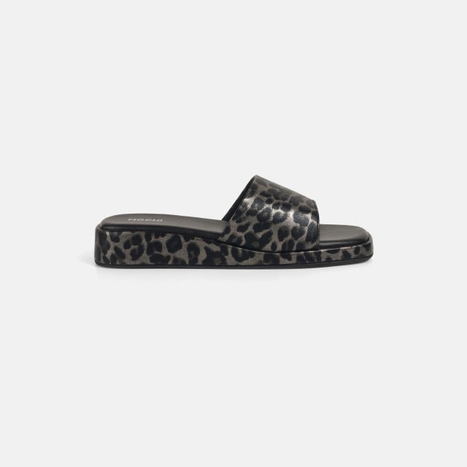 Mochi Women Black Casual Slip Ons (SKU: 41-446-11-36)