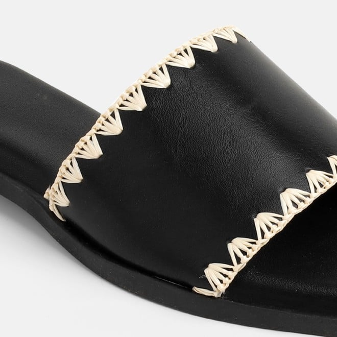 Mochi Women Black Casual Slippers (SKU: 41-594-11-36)