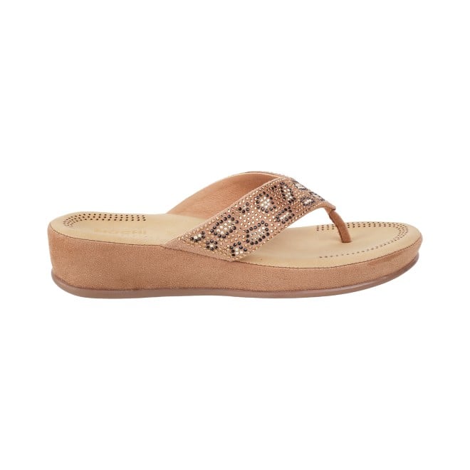 Mochi Women Gold Casual Sandals (SKU: 44-22L-15-42)