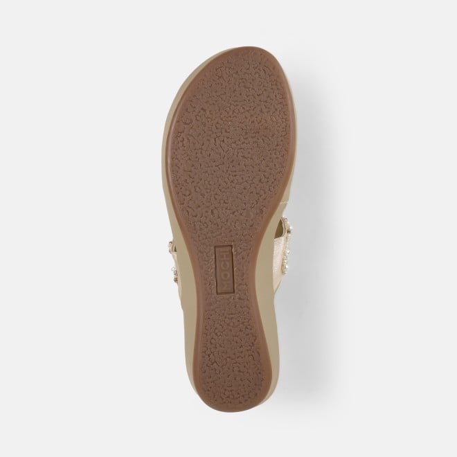 Mochi Women Gold Ethnic Kolhapuris (SKU: 44-244-15-36)