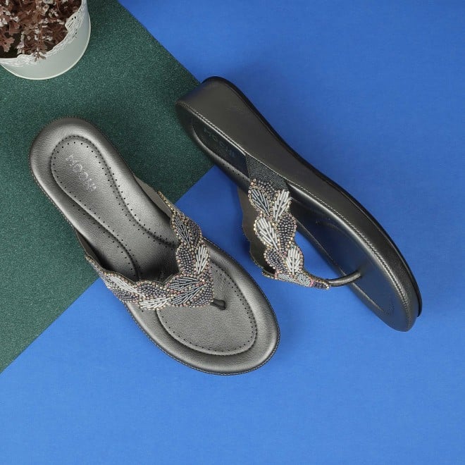 Mochi Women Gun-metal Casual Slippers (SKU: 44-294-29-36)