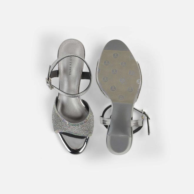 Haute Diva Women Silver Party Sandals (SKU: 54-216-27-36)
