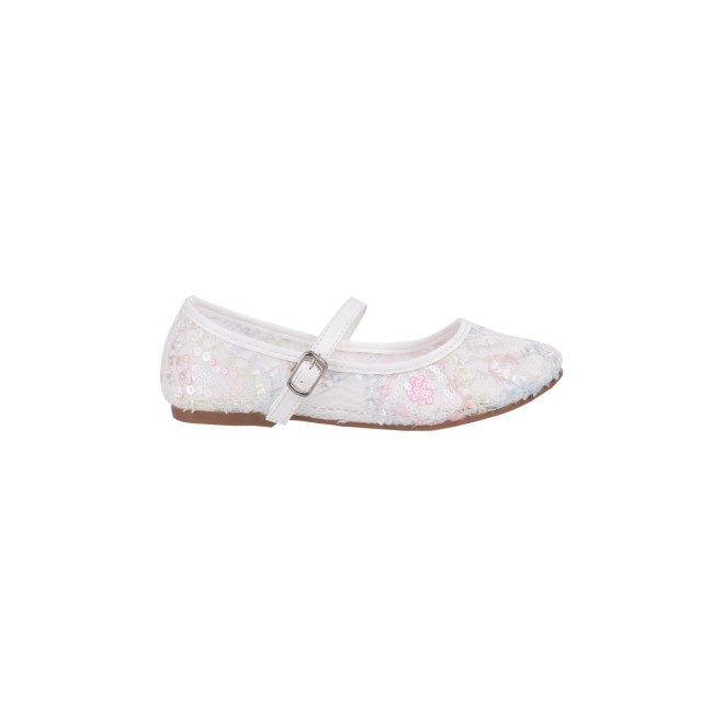 Mochi Girls White Casual Ballerinas (SKU: 56-93-16-32)