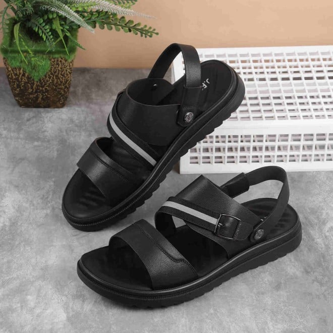 Mochi Men Black Casual Sandals (SKU: 60-100-11-40)