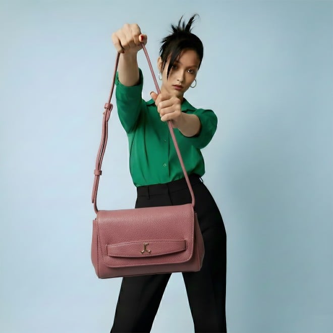 Mochi Women Peach Sling Bag (SKU: 66-1010-80-10)