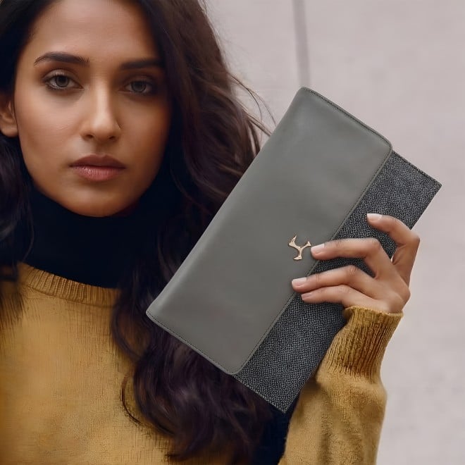 Mochi Women Grey Clutch (SKU: 66-1057-14-10)