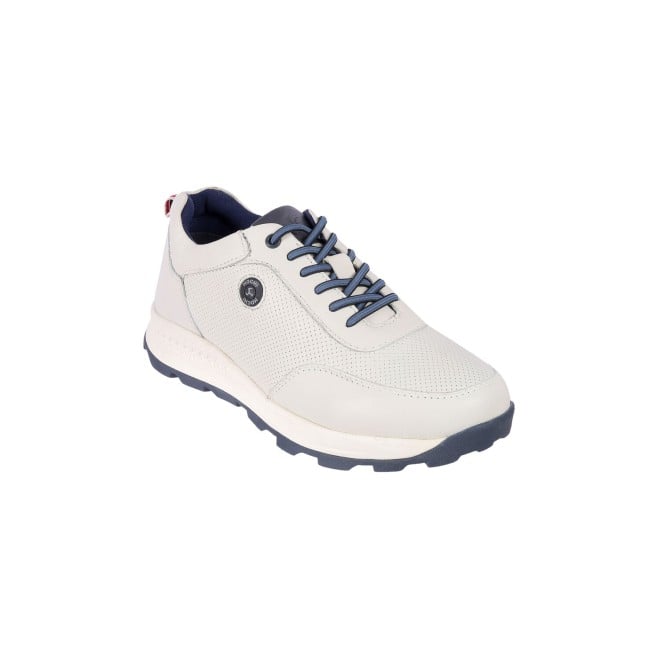 Mochi Men White Casual Sneakers (SKU: 71-262-16-40)