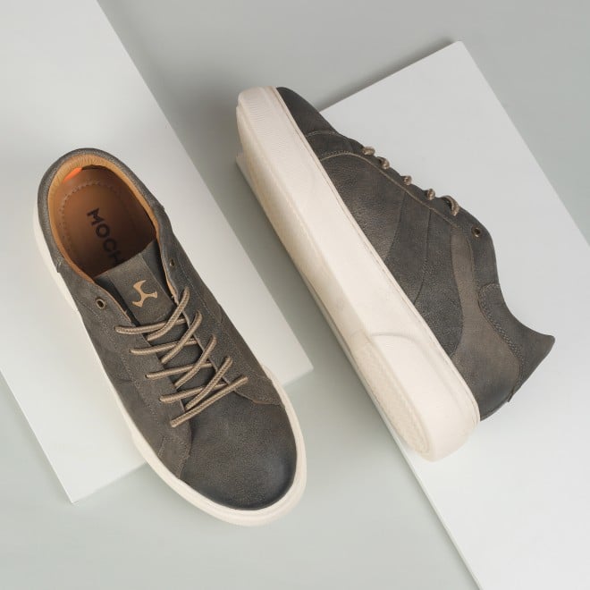 Mochi Men Olive Casual Sneakers