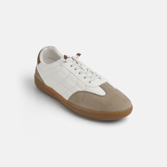 Mochi Men White Casual Sneakers