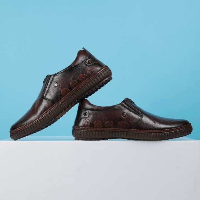 Mochi Men Brown Casual Moccasin