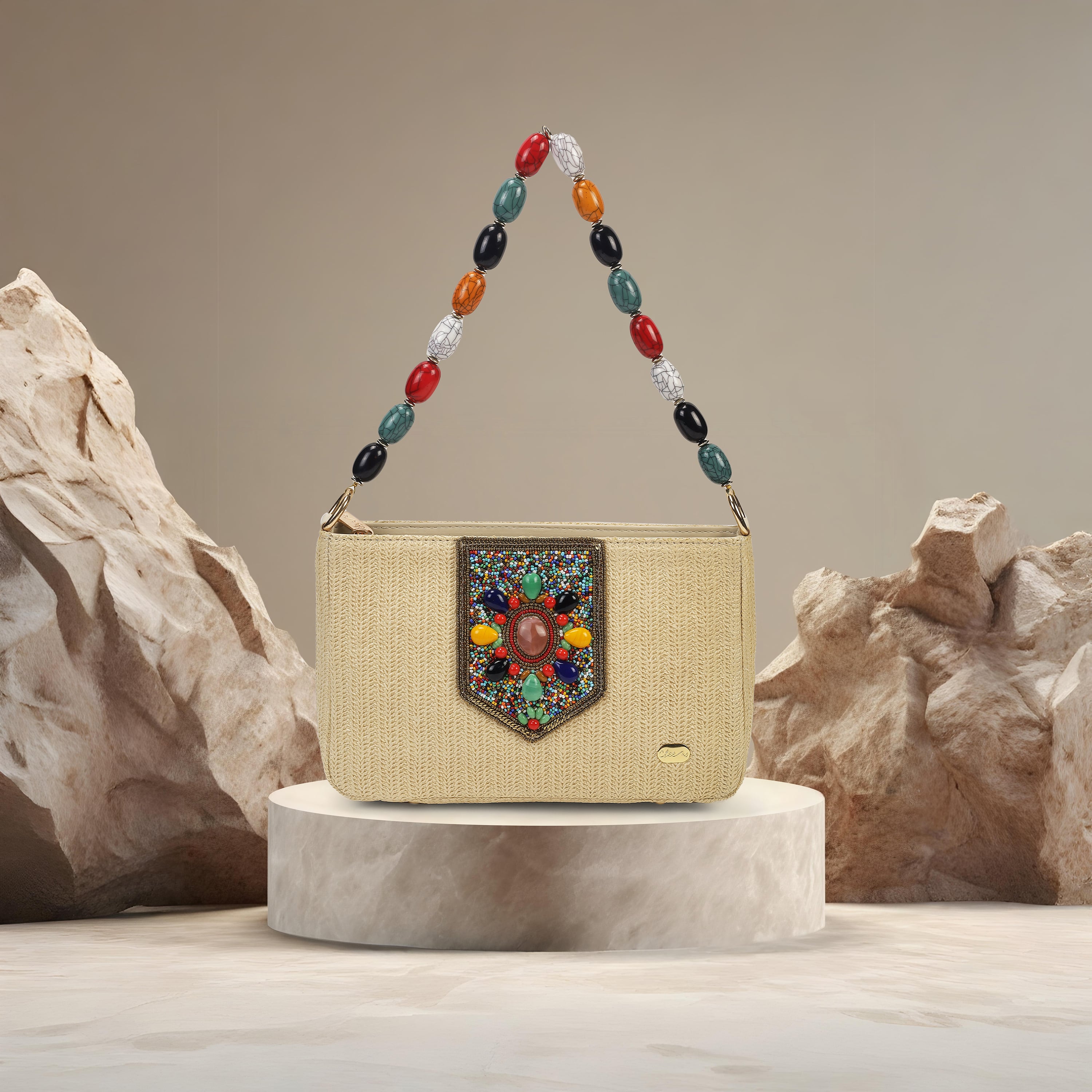 Cheemo Women Off-white Shoulder Bag (SKU: 77-212-66-10)